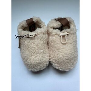 UGG Baby Boots Sheepskin Sherpa Cozy Clog Slippers Cream Size 8 Toddler